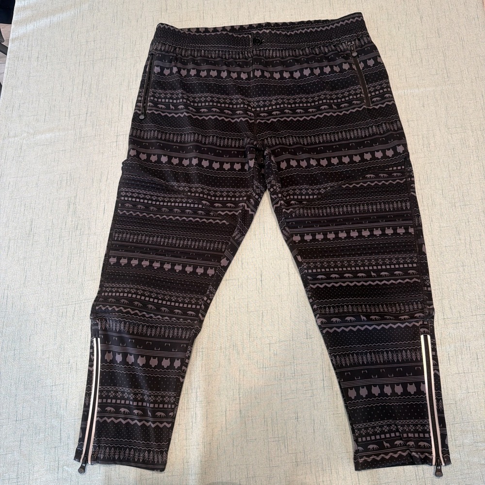 Greyson Women's Legging Black & Gray Animal Print XL